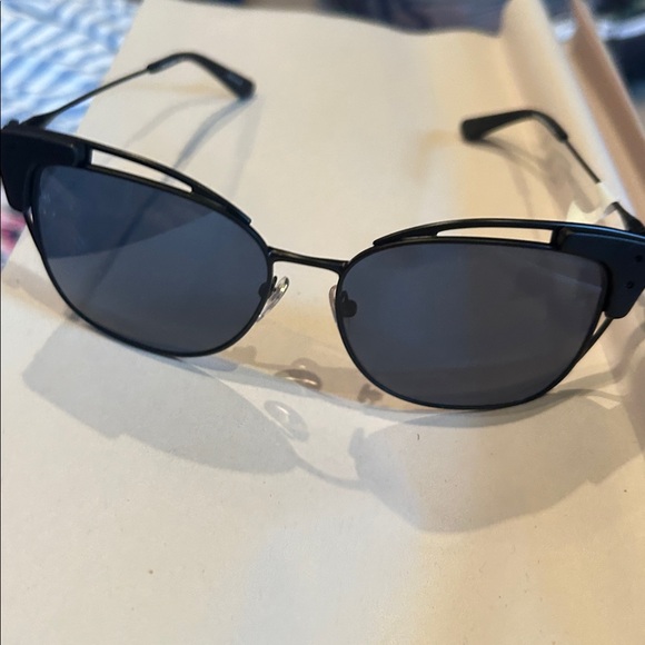 NEW Tory Burch TY 6049 cat eye matte black sunglasses